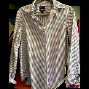 Chaps no iron button down shirt